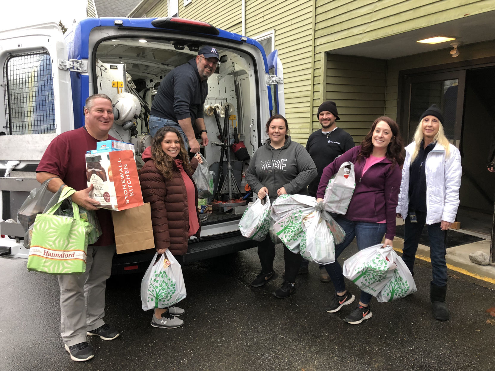 Scene Setter -- Liberty Utilities pantry help
